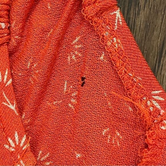 Urban Outfitters Off Shoulder Long Sleeve Crop Top Orange White Floral Medium - Picture 10 of 13